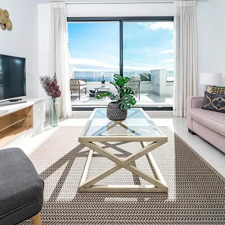 Lae212d - Penthouse With Roof Terrace And Stunning Sea Views エステポナ