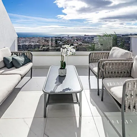 Lae212d - Penthouse With Roof Terrace And Stunning Sea Views * 埃斯特波纳